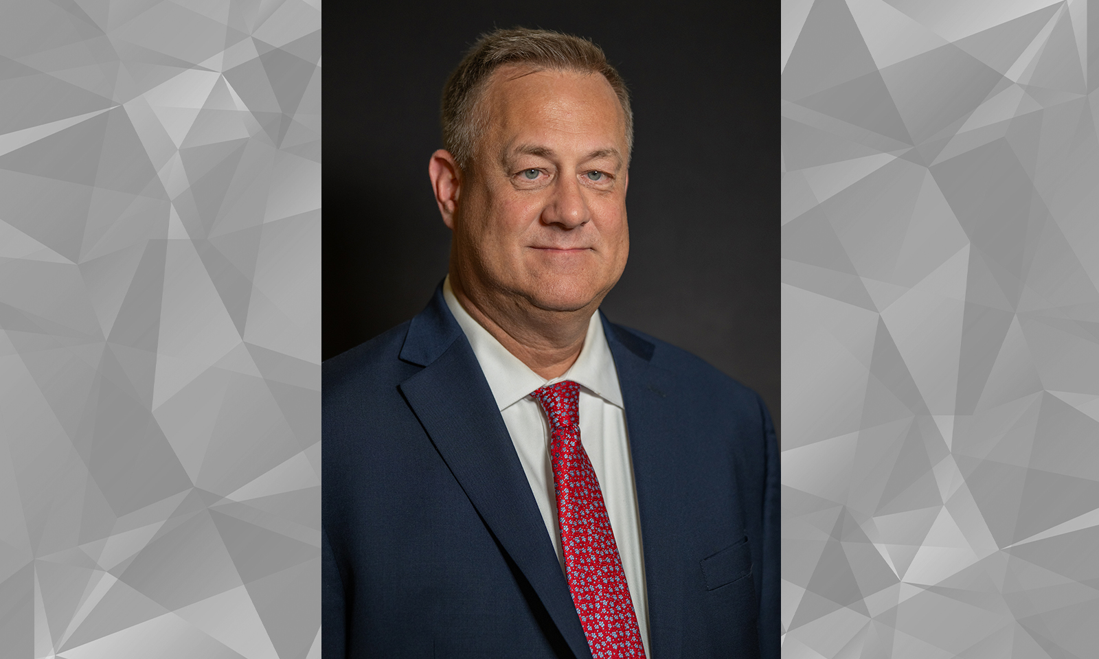 Stephen Slater headshot